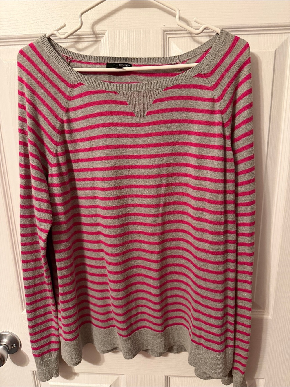 a.n.a Striped Scoop Neck Sweater - Gray & Hot Pink
